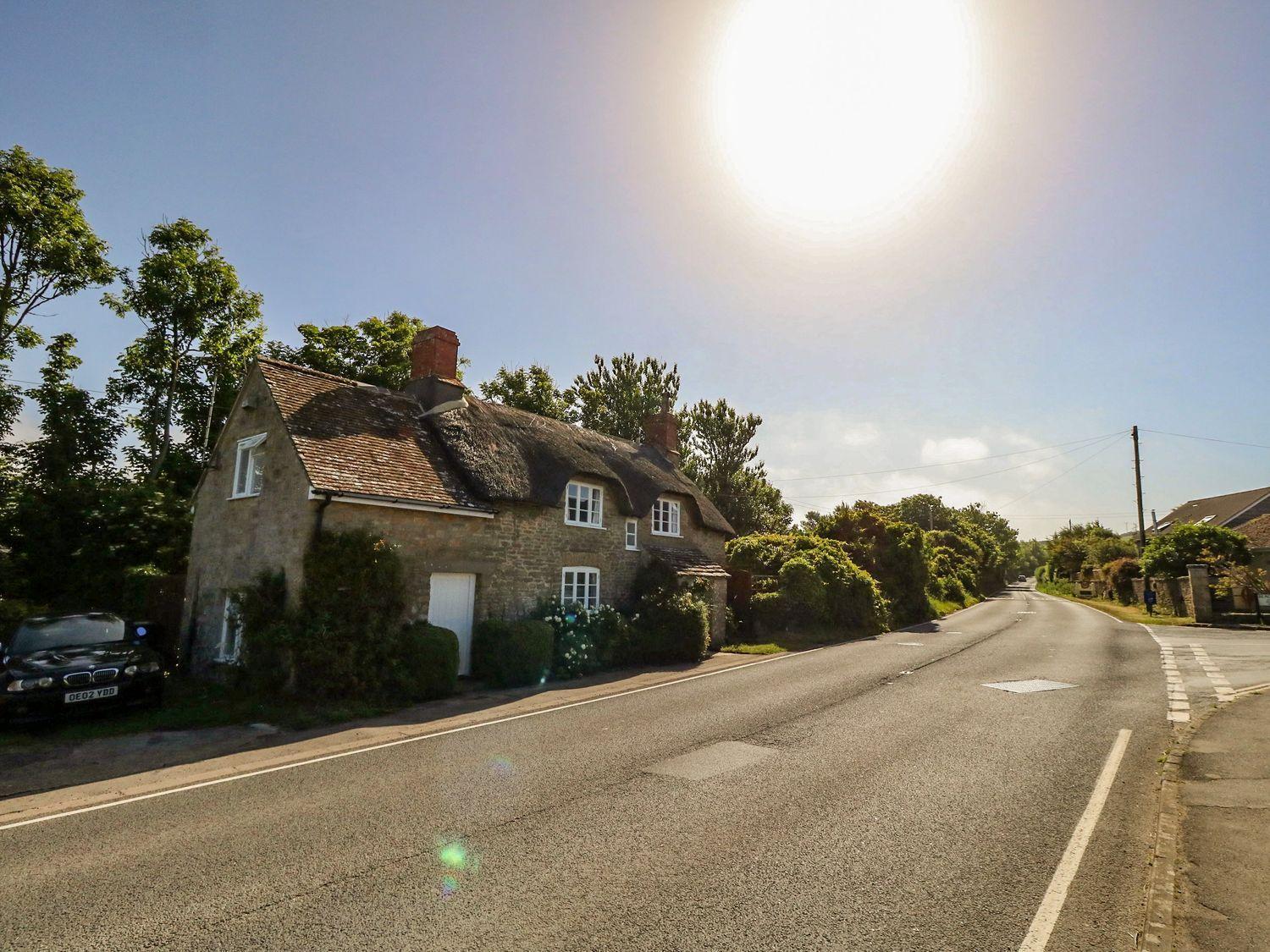 Alice'S Cottage Bridport Exterior photo